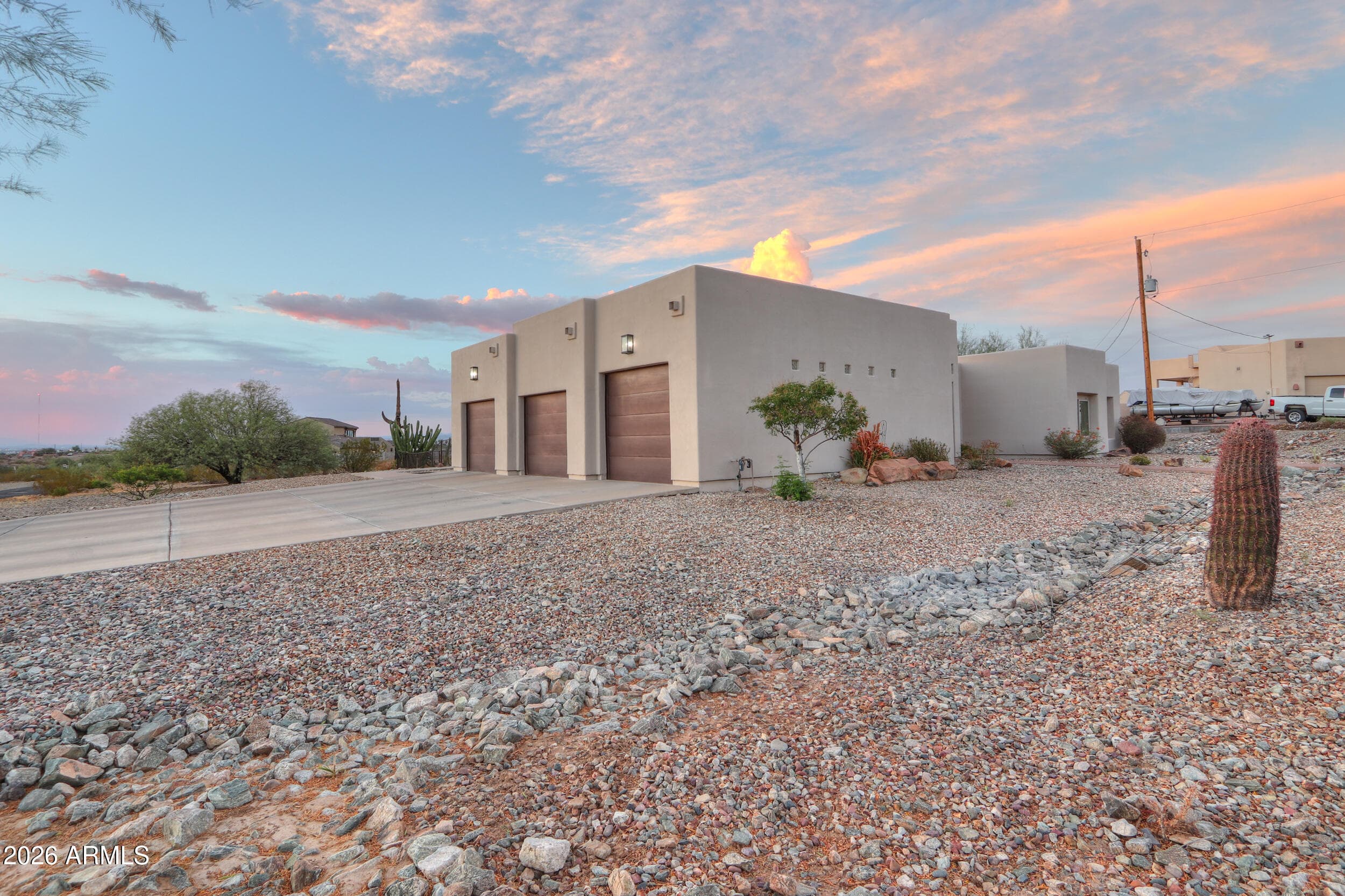 2044 W OLNEY Avenue, Phoenix, AZ 85041 — photo 37 of 67