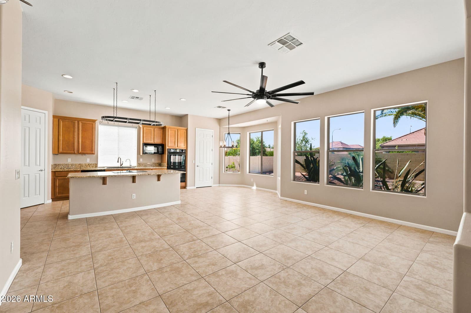952 E FIELDSTONE Place, Chandler, AZ 85249 — photo 6 of 28