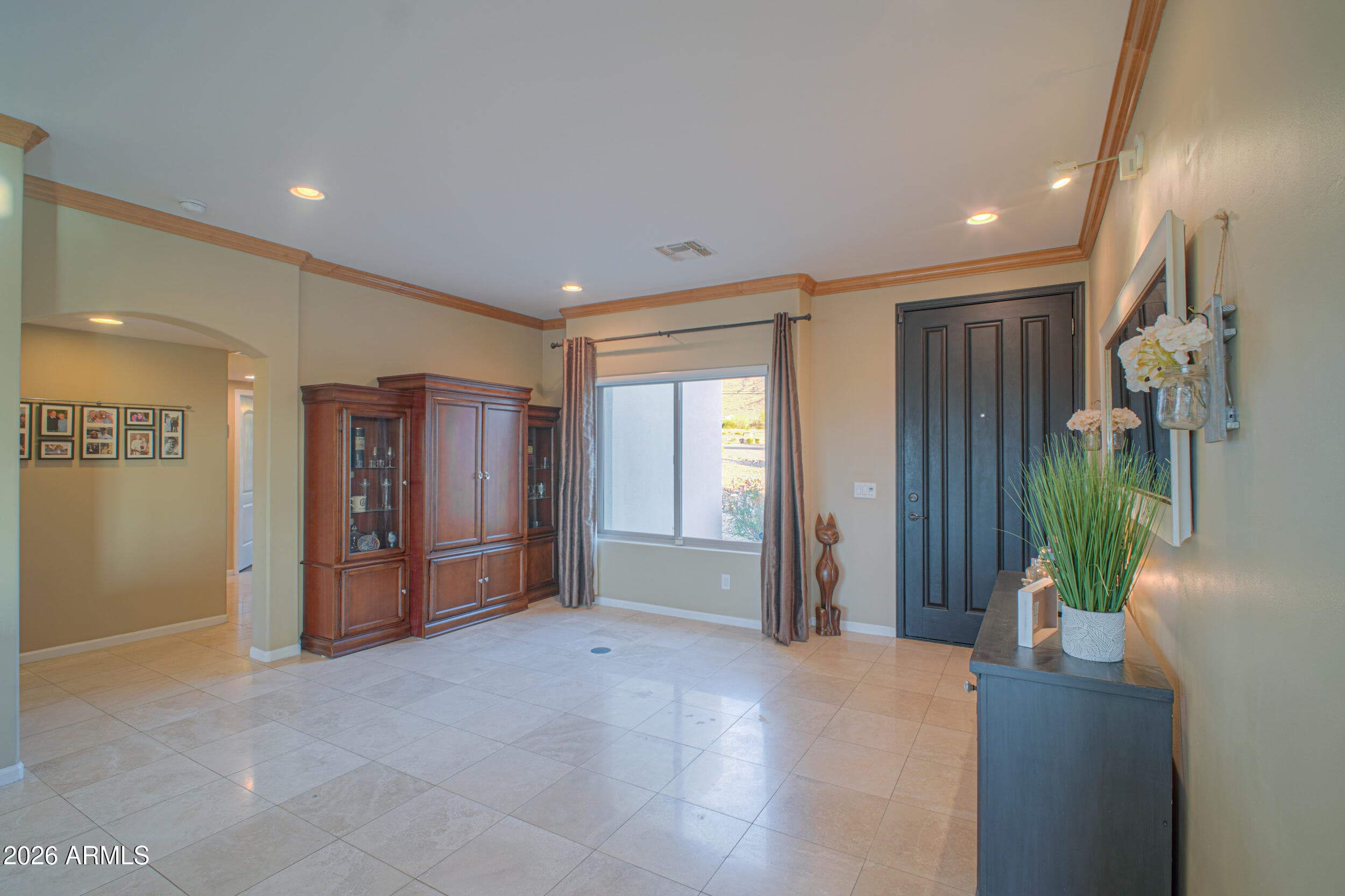 2044 W OLNEY Avenue, Phoenix, AZ 85041 — photo 8 of 67