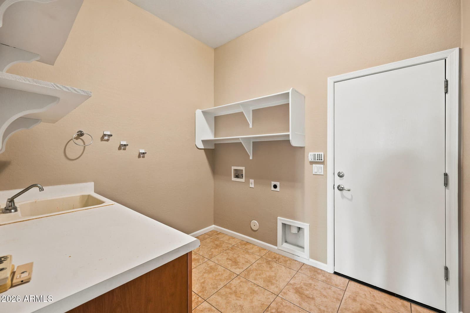 952 E FIELDSTONE Place, Chandler, AZ 85249 — photo 18 of 28