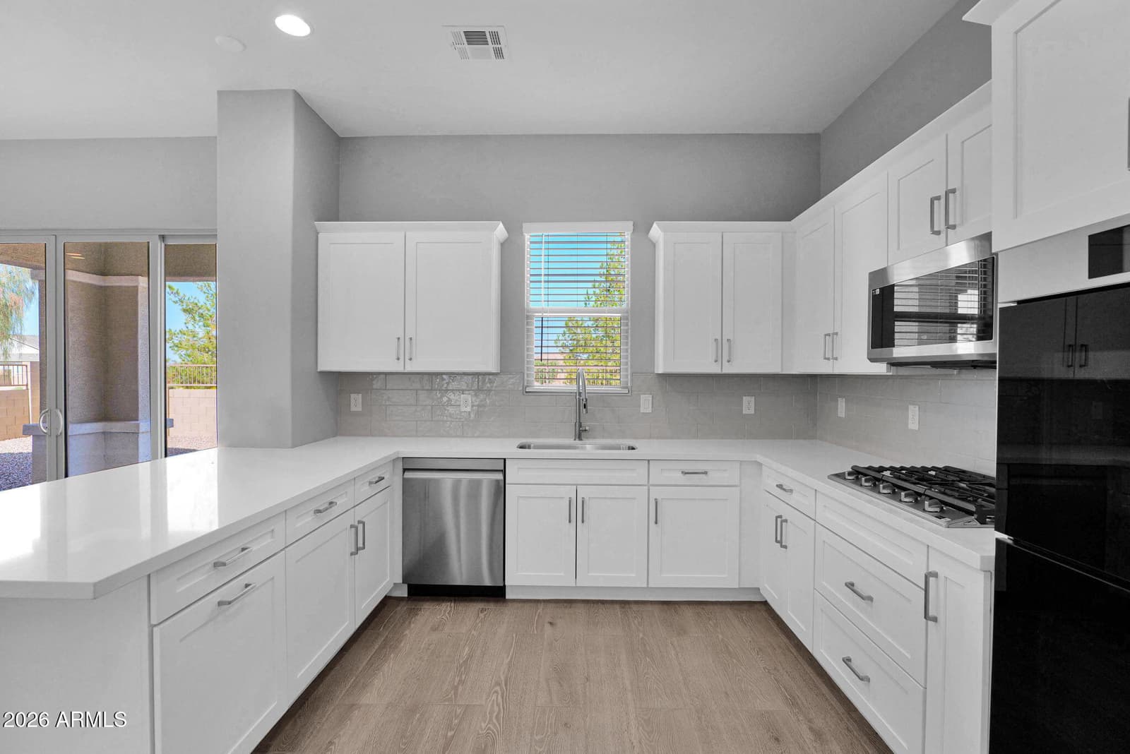 23472 S 210TH Street, Queen Creek, AZ 85142 — photo 8 of 32