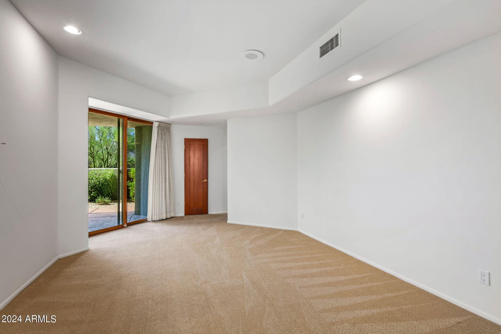 10095 E GRAYTHORN Drive, Scottsdale, AZ 85262 — photo 30 of 35
