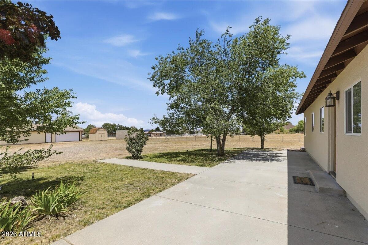 1303 S Road 1 West W, Chino Valley, AZ 86323 — photo 3 of 32