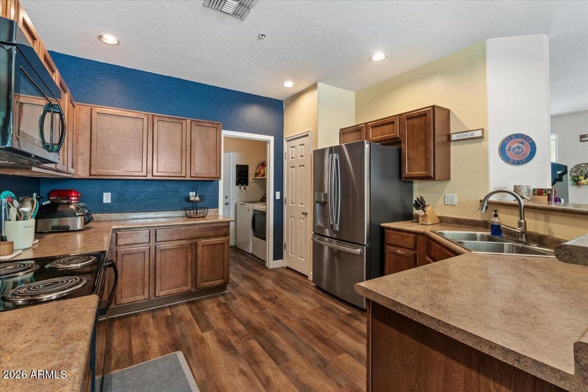 1250 S RIALTO Street 1, Mesa, AZ 85209 — photo 8 of 22