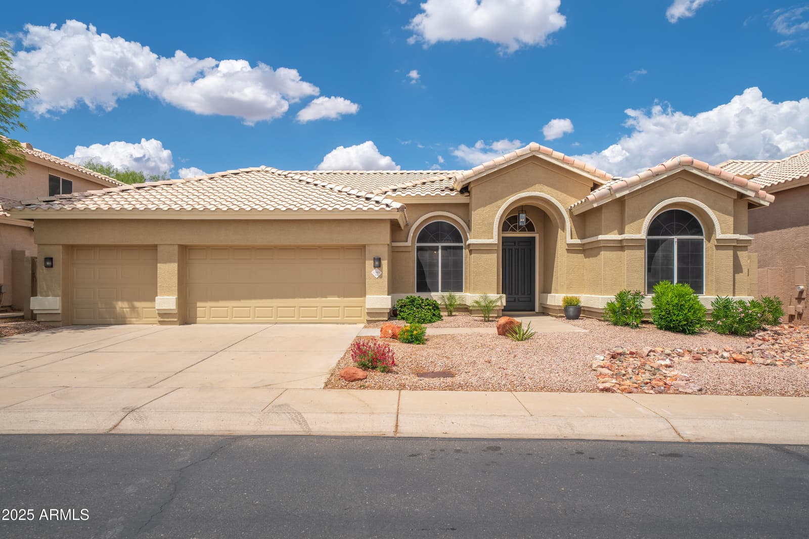 6388 W DONALD Drive, Glendale, AZ 85310 — photo 1 of 112