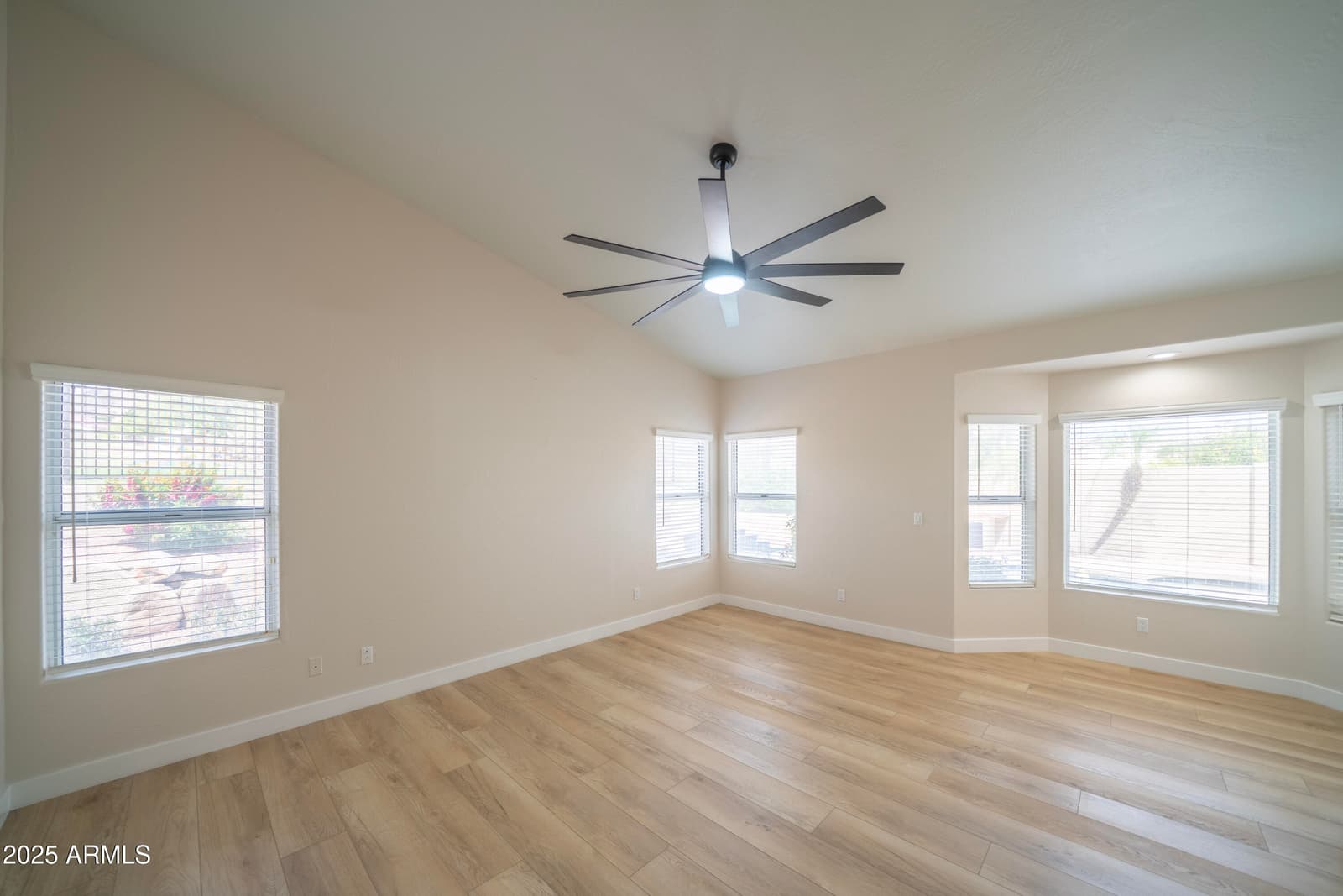 6388 W DONALD Drive, Glendale, AZ 85310 — photo 13 of 112
