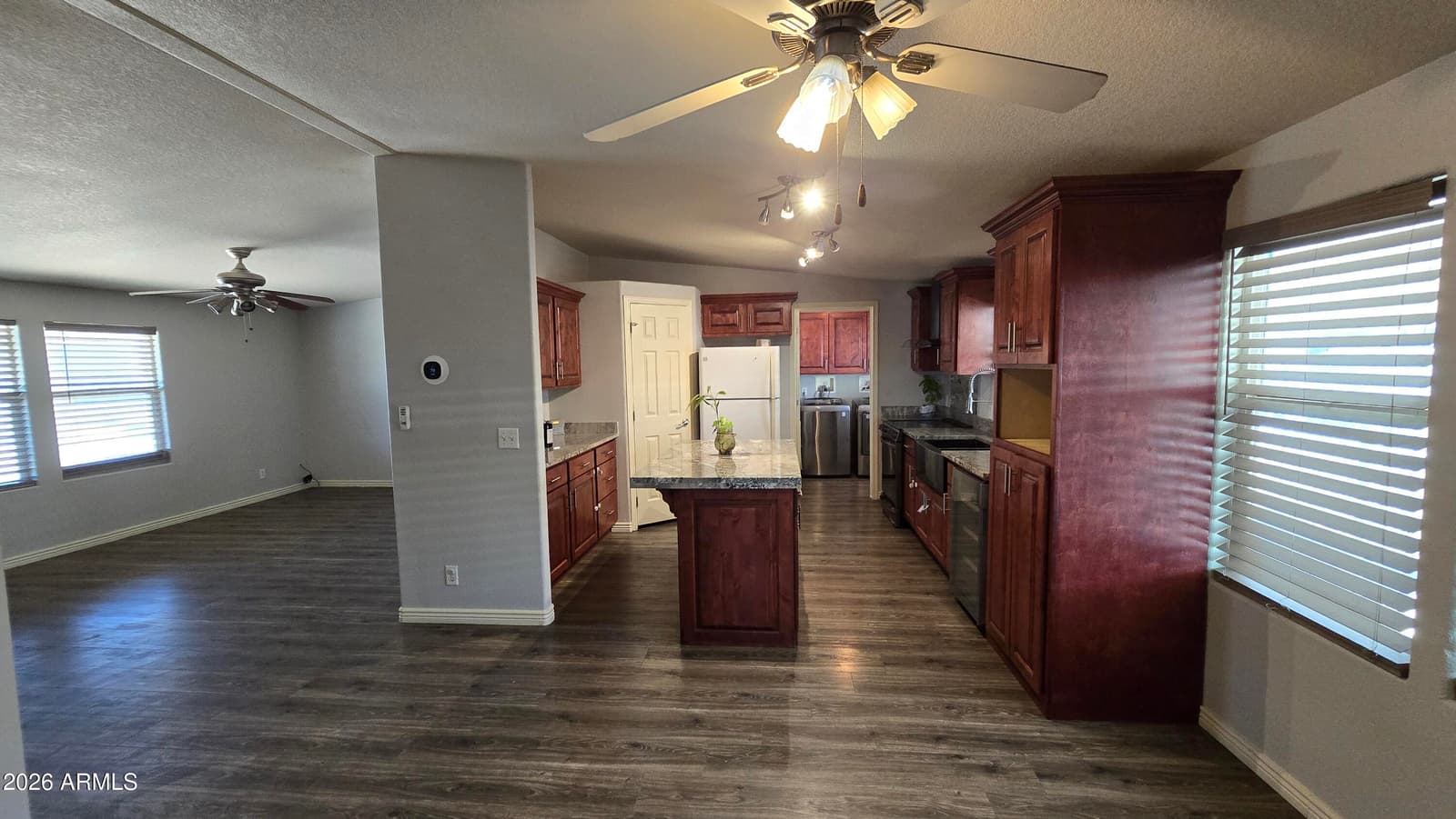 2200 N Delaware Drive 32, Apache Junction, AZ 85120 — photo 5 of 15