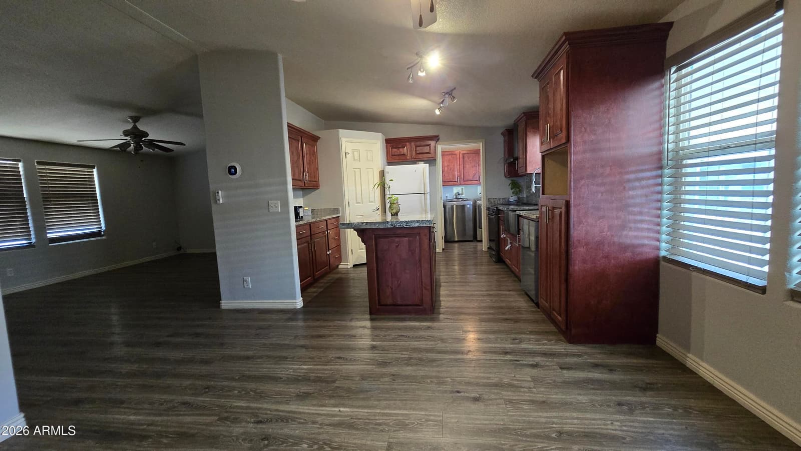 2200 N Delaware Drive 32, Apache Junction, AZ 85120 — photo 11 of 15