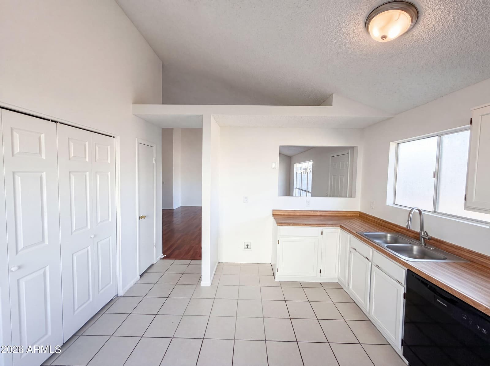 8839 W CAROL Avenue, Peoria, AZ 85345 — photo 6 of 19