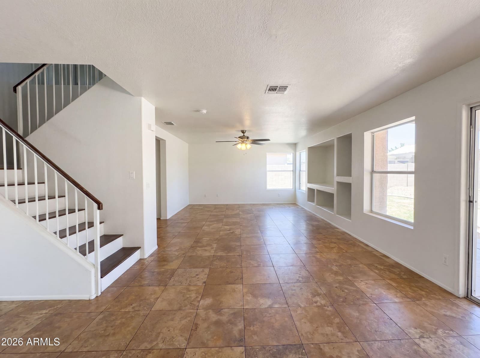 10860 W LONE CACTUS Drive, Peoria, AZ 85373 — photo 3 of 27