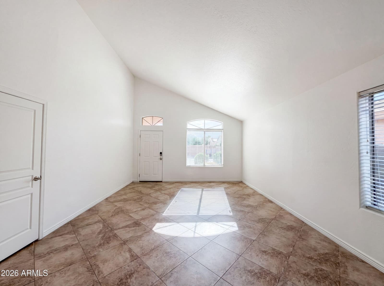 18689 N MILLER Way, Maricopa, AZ 85139 — photo 8 of 31