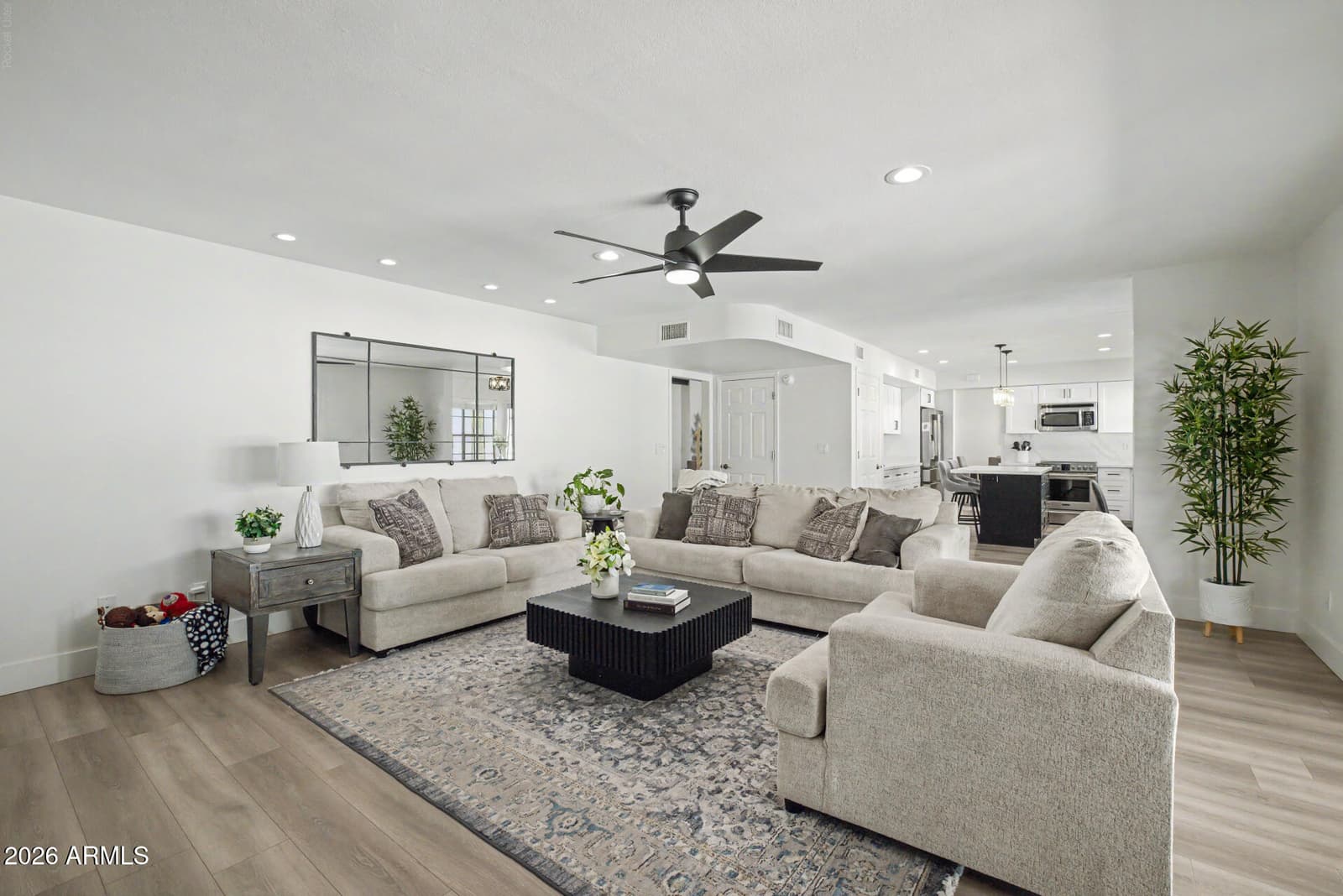 13209 N 101ST Place, Scottsdale, AZ 85260 — photo 15 of 68