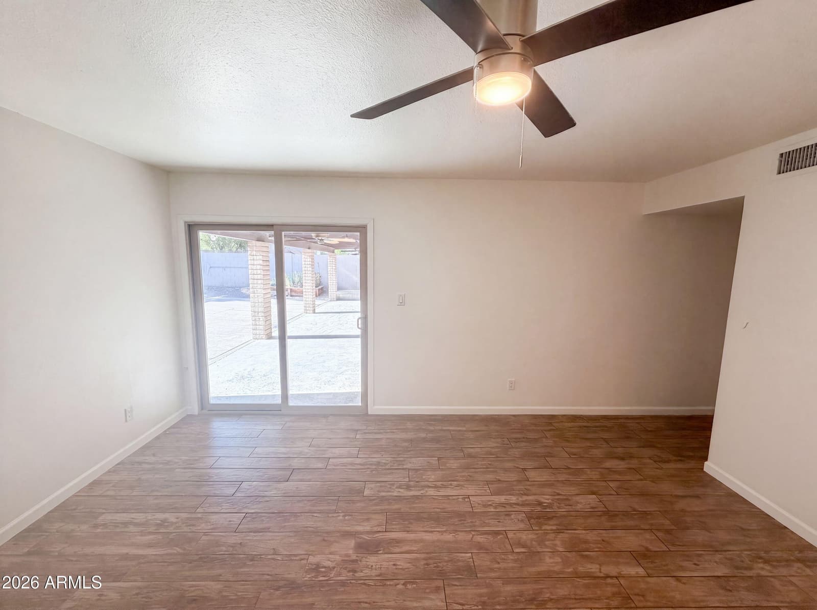 16207 N 11TH Place, Phoenix, AZ 85022 — photo 3 of 23