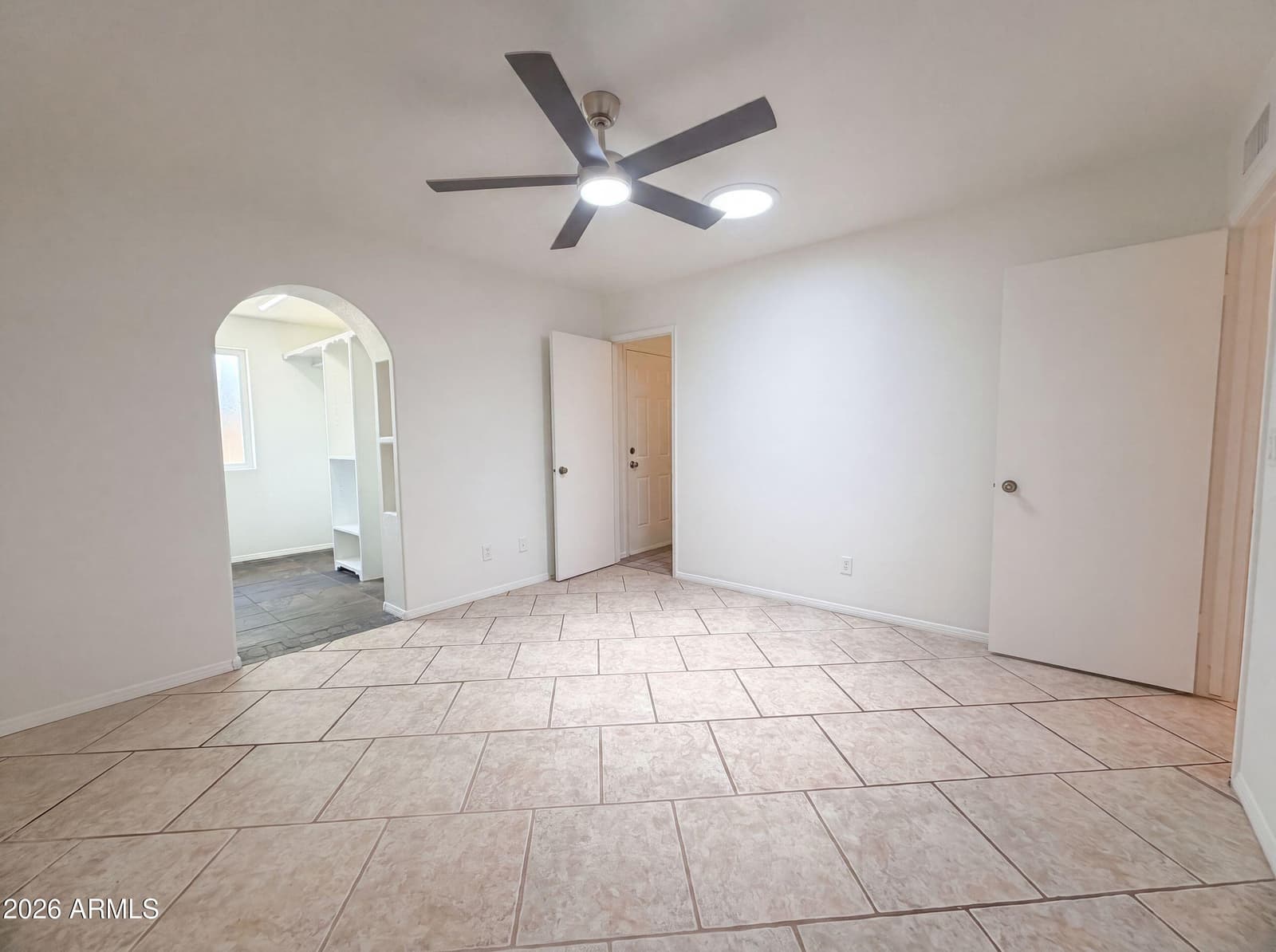 7519 E ED RICE Avenue, Mesa, AZ 85208 — photo 4 of 17