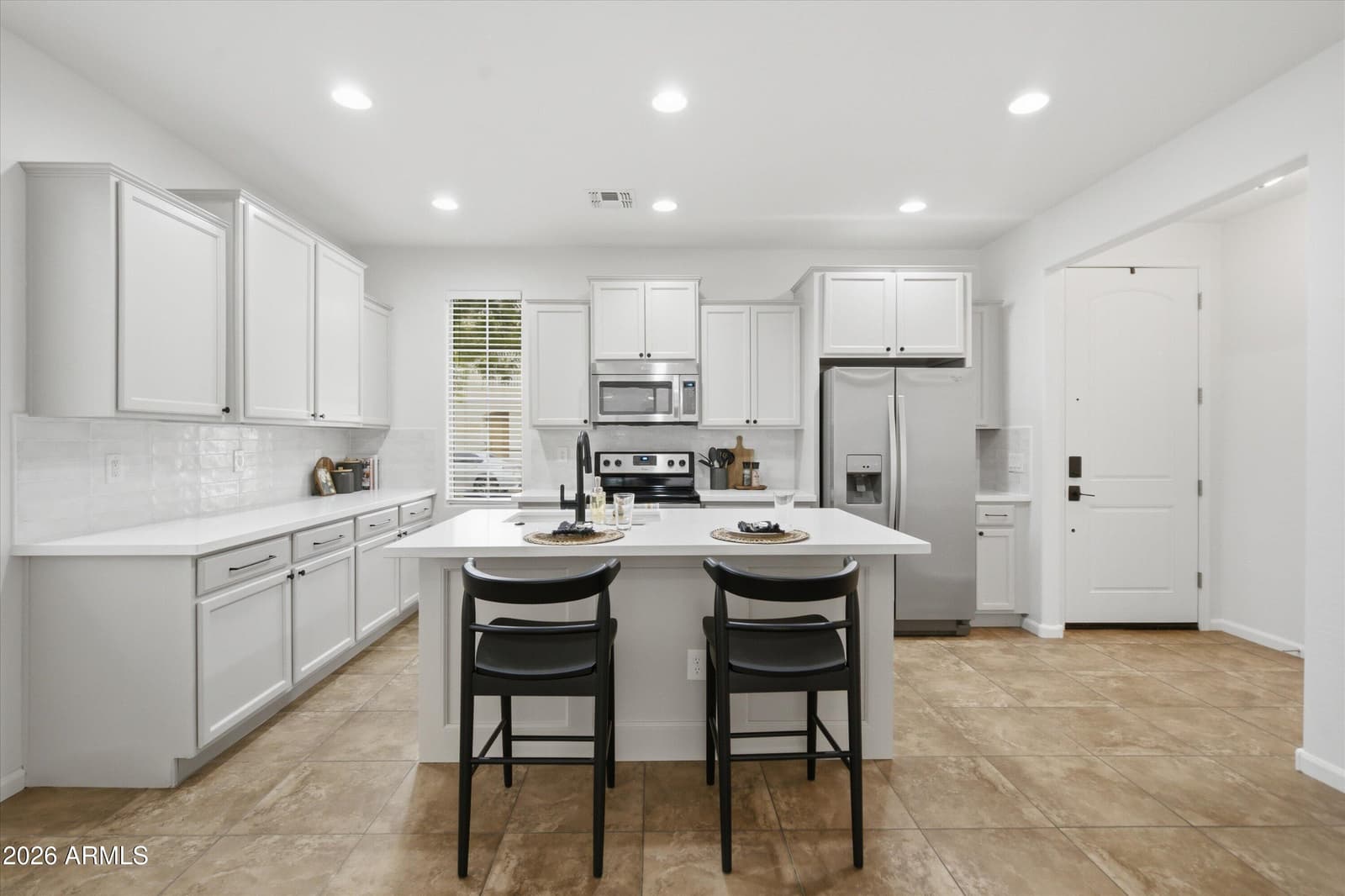 1430 S PONDEROSA Drive, Gilbert, AZ 85296 — photo 4 of 34