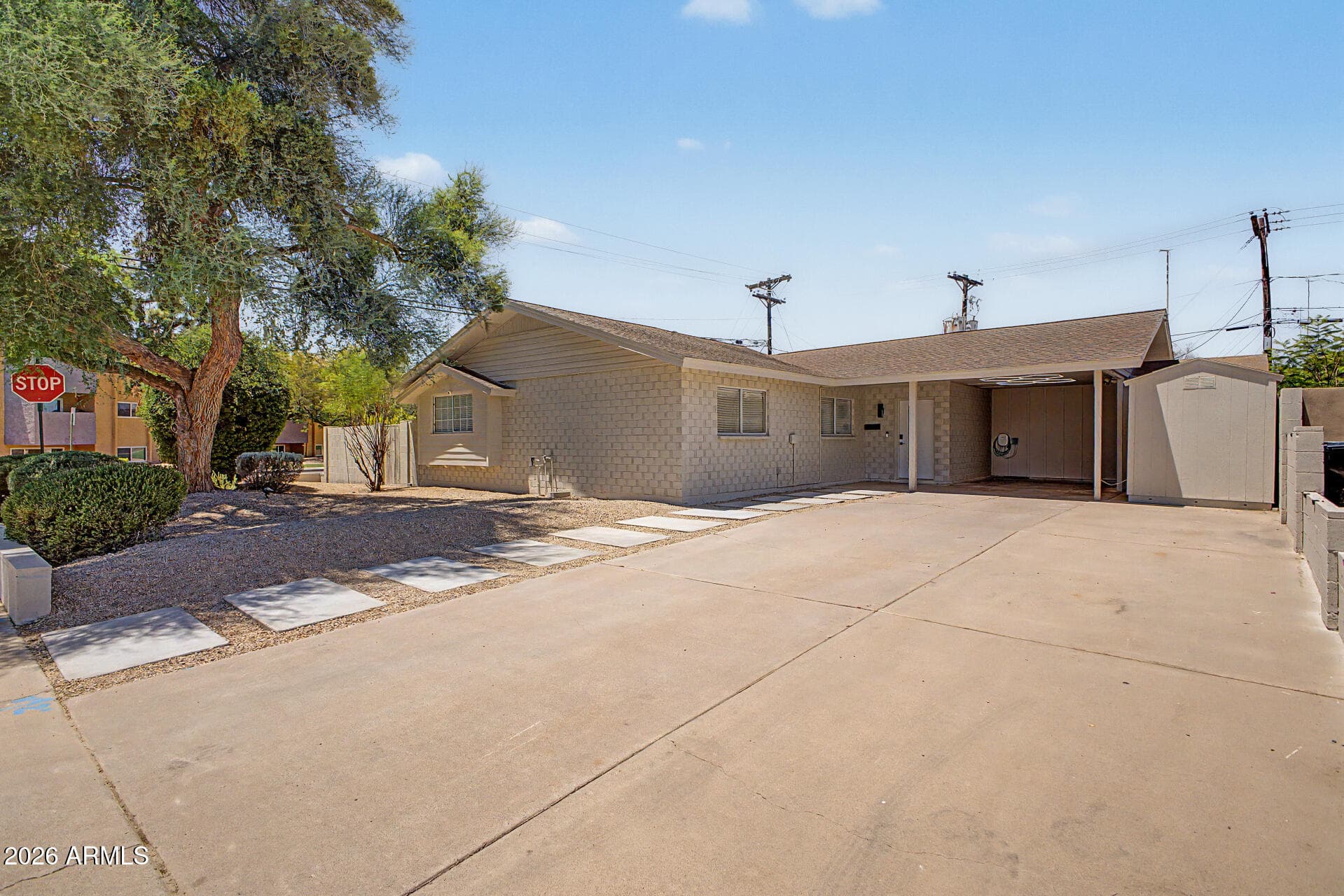 8202 E SELLS Drive, Scottsdale, AZ 85251 — photo 2 of 32