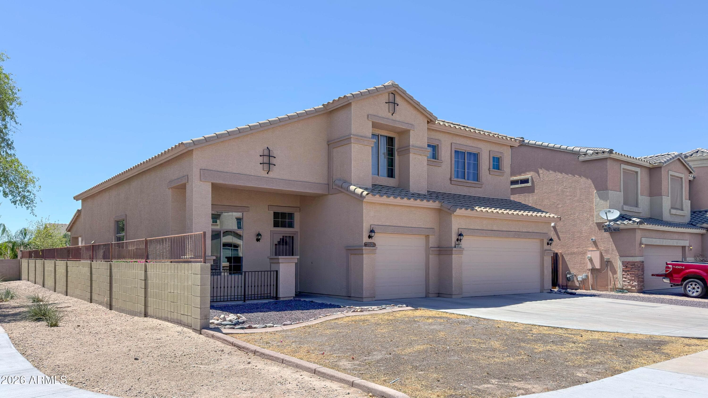 7320 S 15TH Drive, Phoenix, AZ 85041 — photo 3 of 36