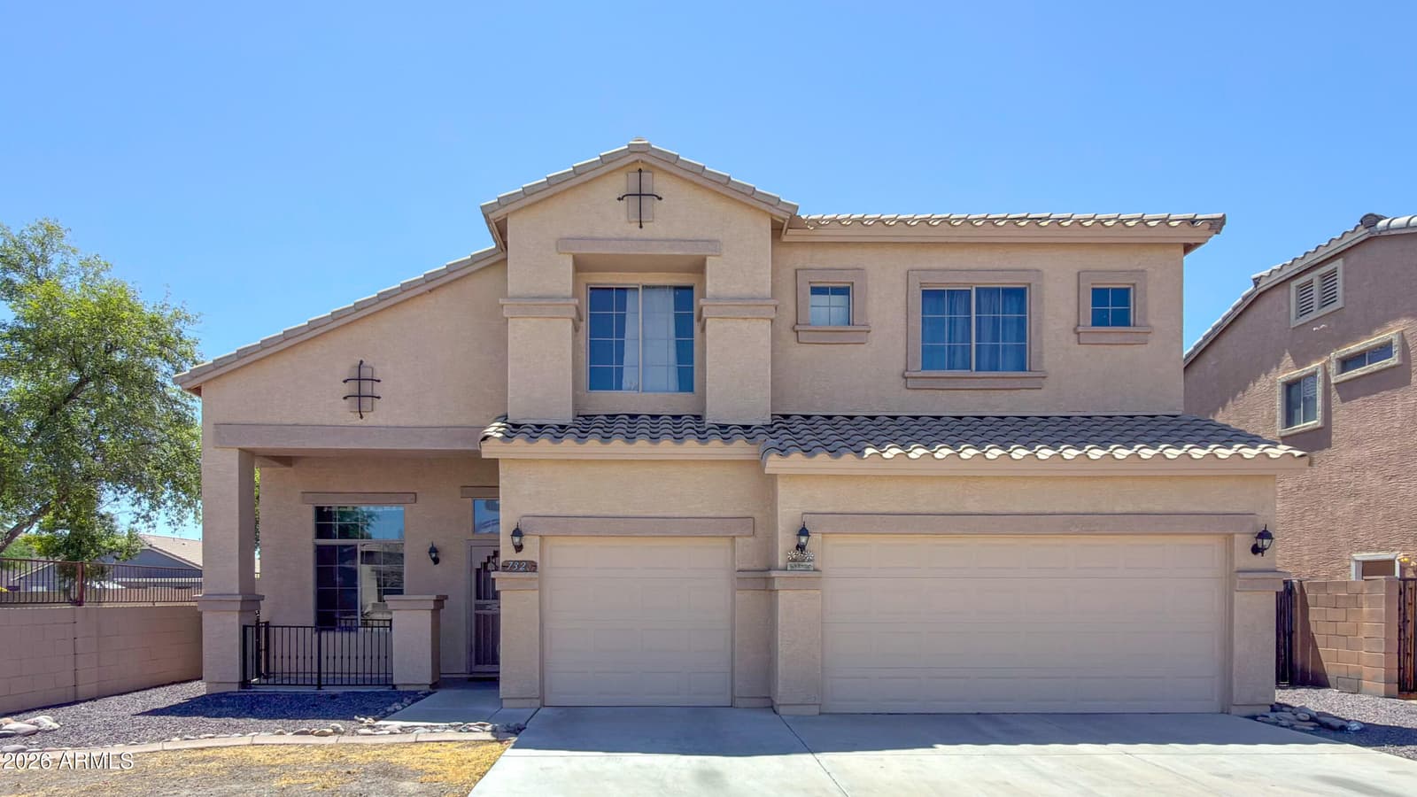 7320 S 15TH Drive, Phoenix, AZ 85041 — photo 2 of 36