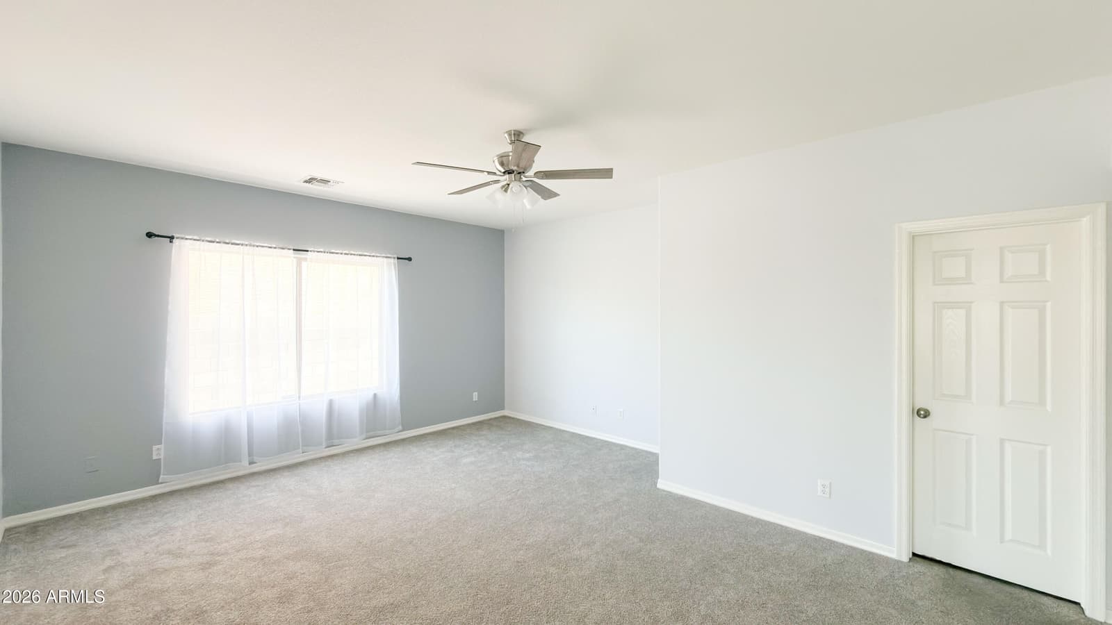 7320 S 15TH Drive, Phoenix, AZ 85041 — photo 17 of 36