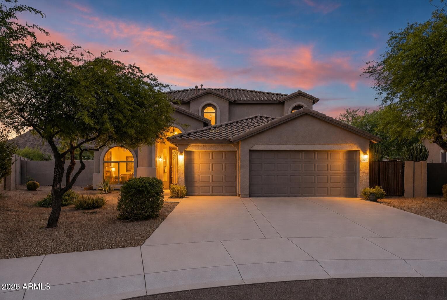 8370 W SPUR Drive, Peoria, AZ 85383 — photo 1 of 57