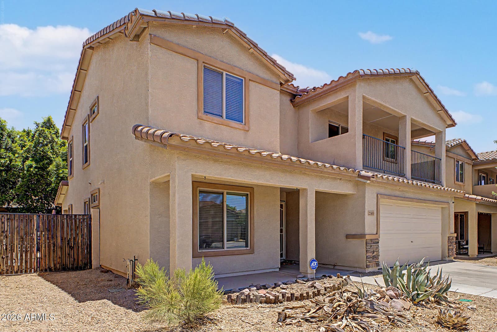 2569 S CHAPARRAL Road, Apache Junction, AZ 85119 — photo 2 of 29