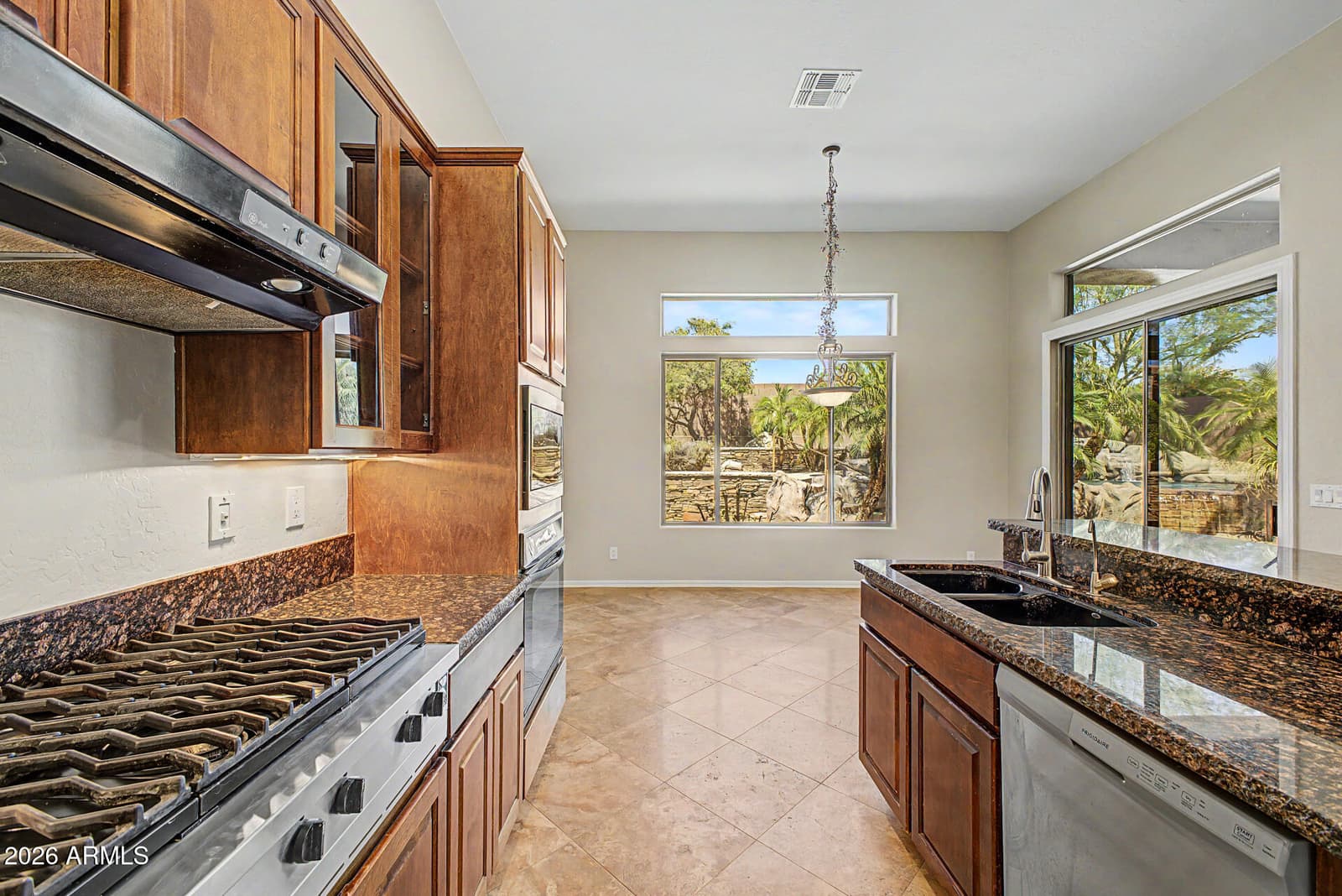 41907 N MOSS SPRINGS Road, Anthem, AZ 85086 — photo 10 of 86
