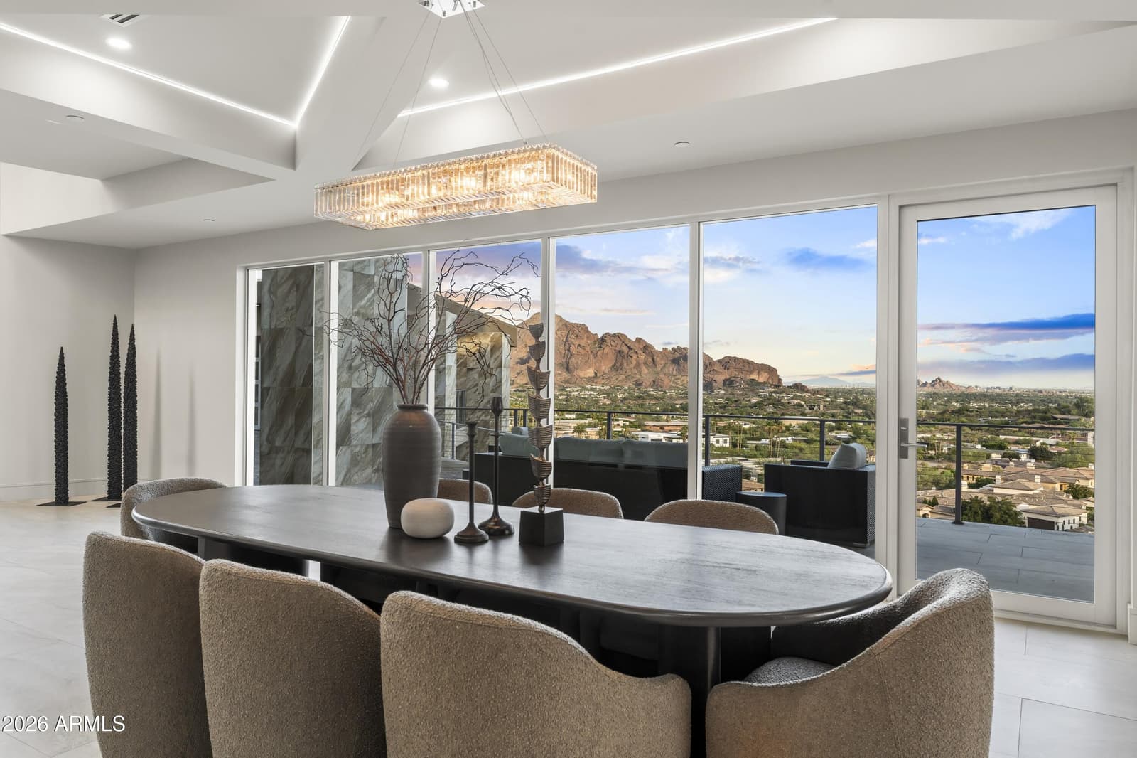 6800 N 39TH Place, Paradise Valley, AZ 85253 — photo 11 of 108