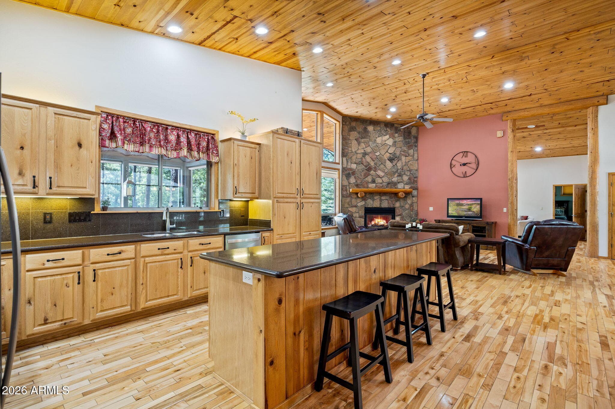 4000 W NINEBARK Lane, Show Low, AZ 85901 — photo 5 of 63