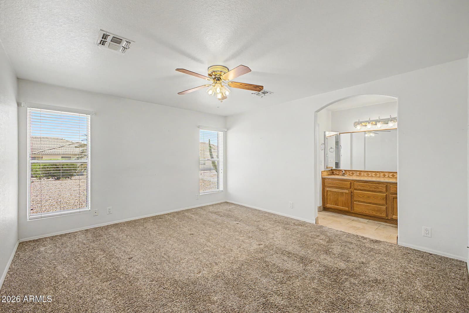 11247 E MEDINA Avenue, Mesa, AZ 85209 — photo 14 of 31