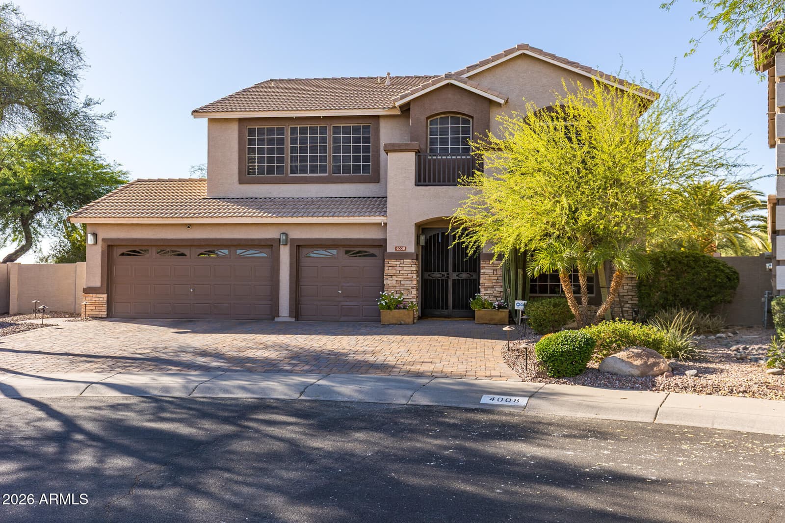4008 E LARIAT Lane, Phoenix, AZ 85050 — photo 1 of 45