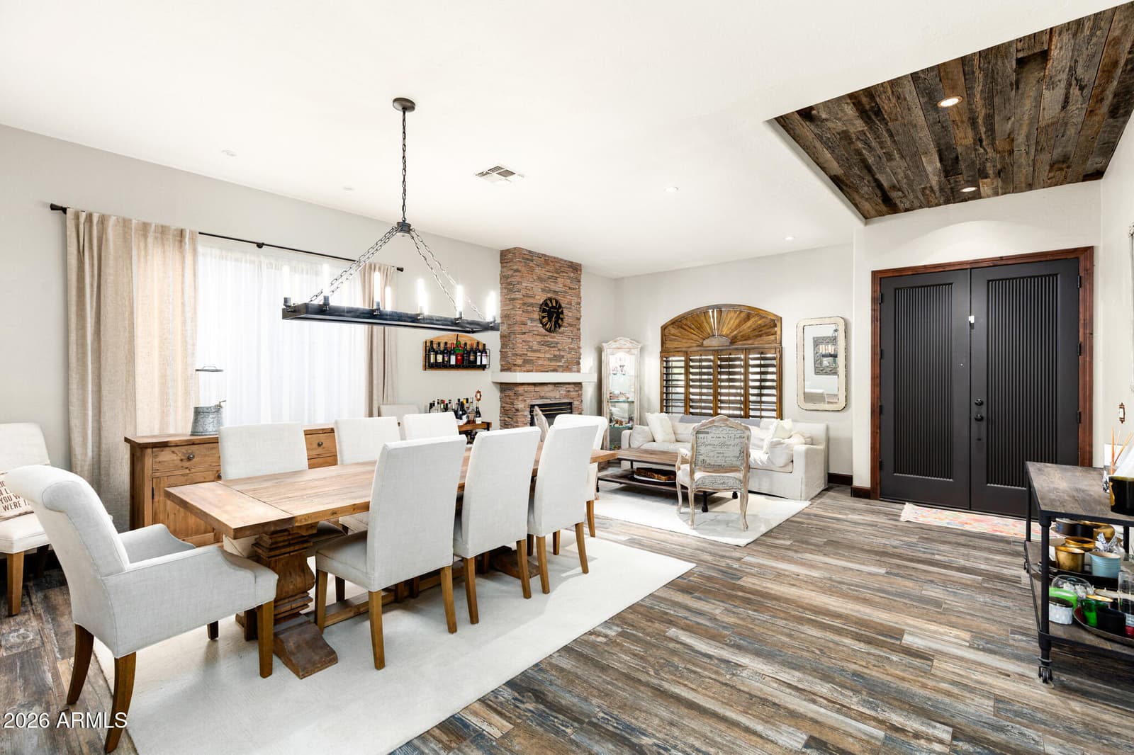 4008 E LARIAT Lane, Phoenix, AZ 85050 — photo 4 of 45