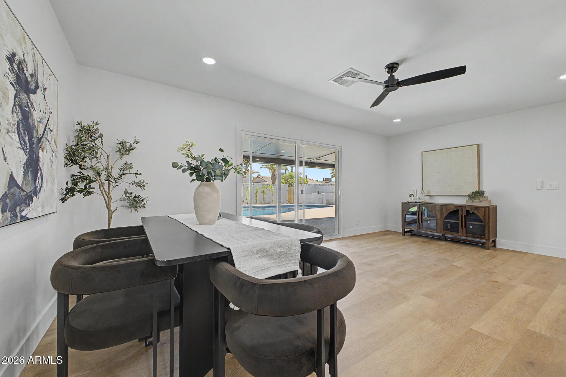 3315 S DORSEY Lane, Tempe, AZ 85282 — photo 13 of 33