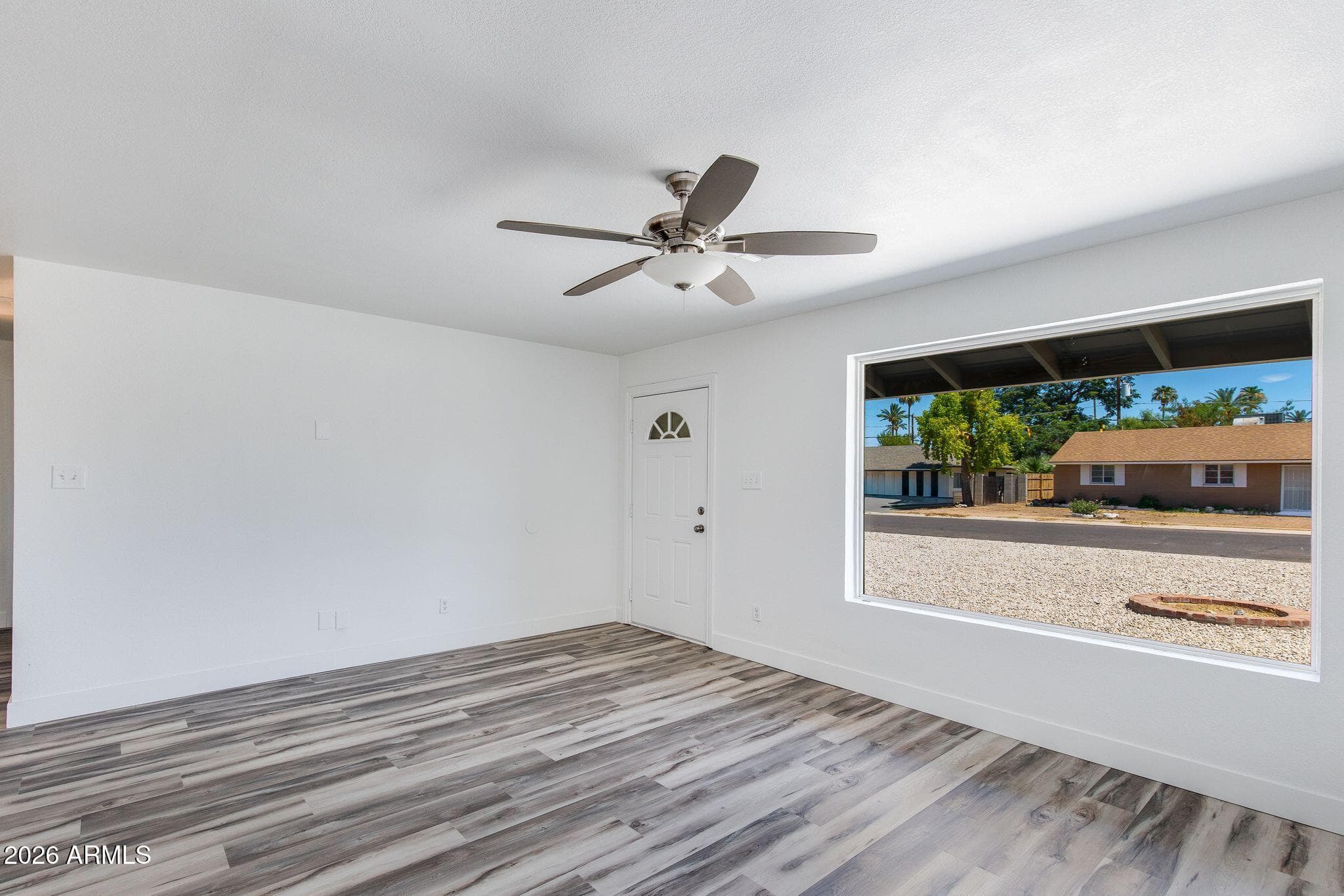 4923 E PALM Lane, Phoenix, AZ 85008 — photo 6 of 44