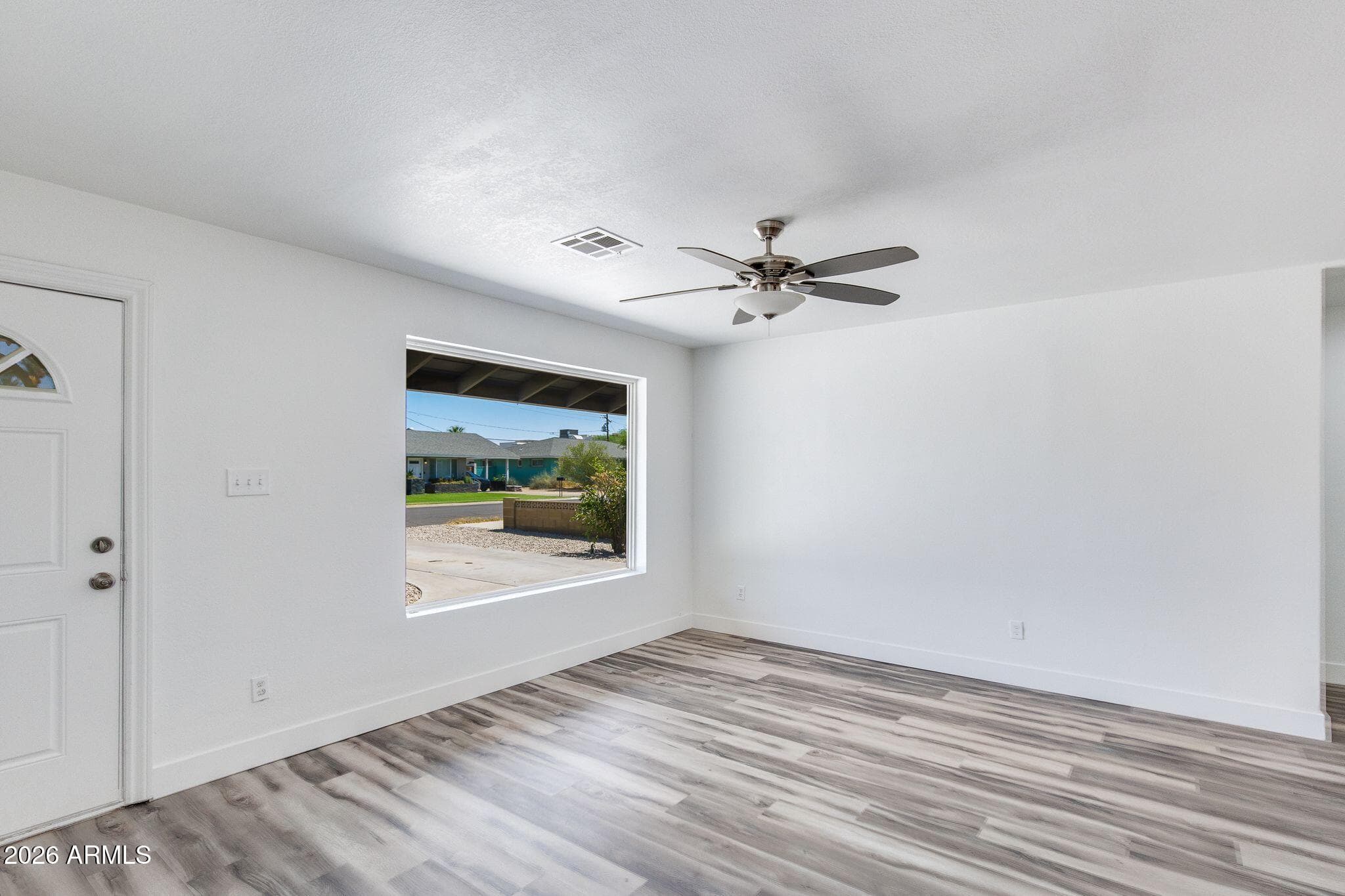 4923 E PALM Lane, Phoenix, AZ 85008 — photo 7 of 44