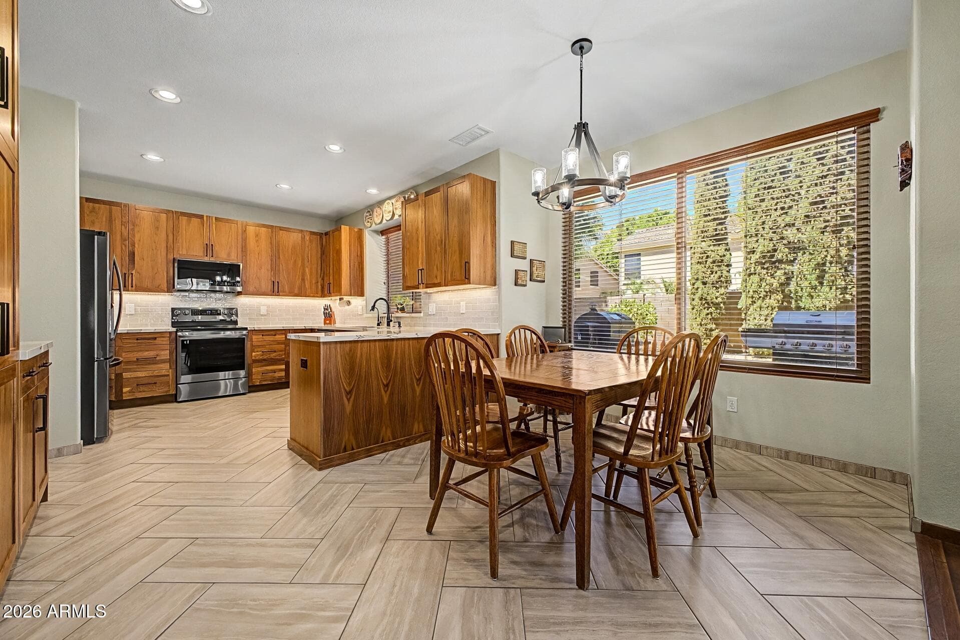 25412 N 68TH Drive, Peoria, AZ 85383 — photo 3 of 46