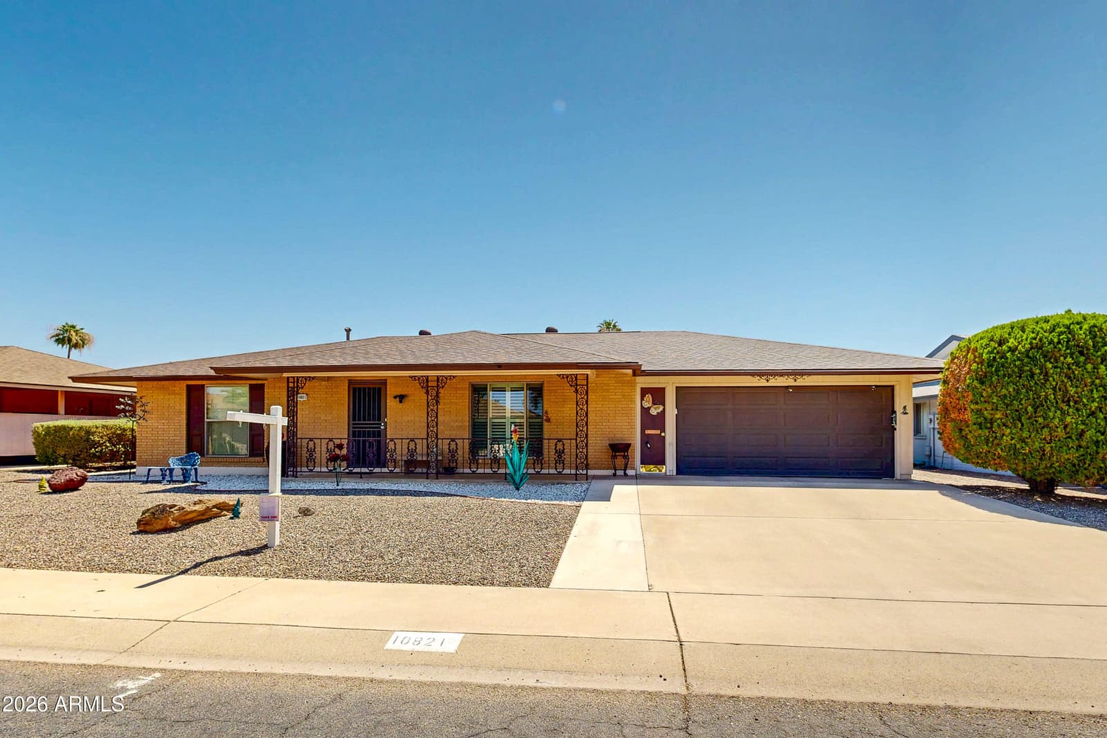 10821 W ROUNDELAY Circle, Sun City, AZ 85351 — photo 12 of 59