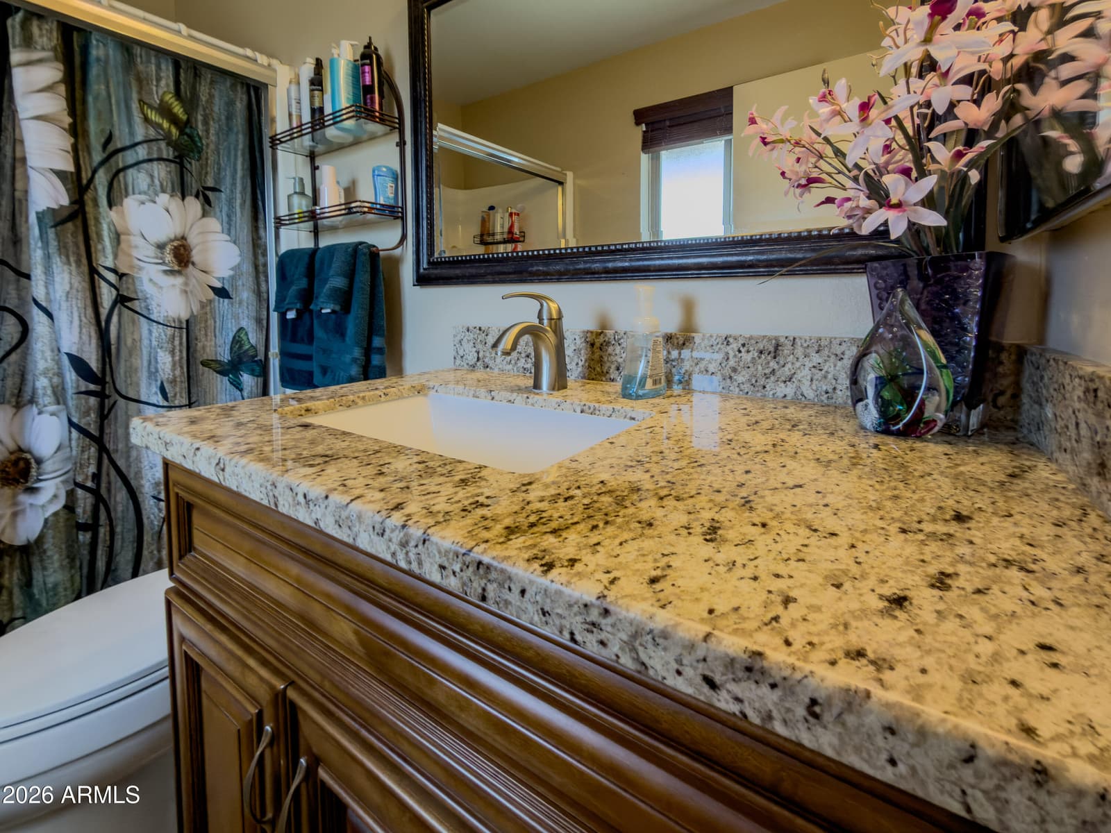 10821 W ROUNDELAY Circle, Sun City, AZ 85351 — photo 7 of 59