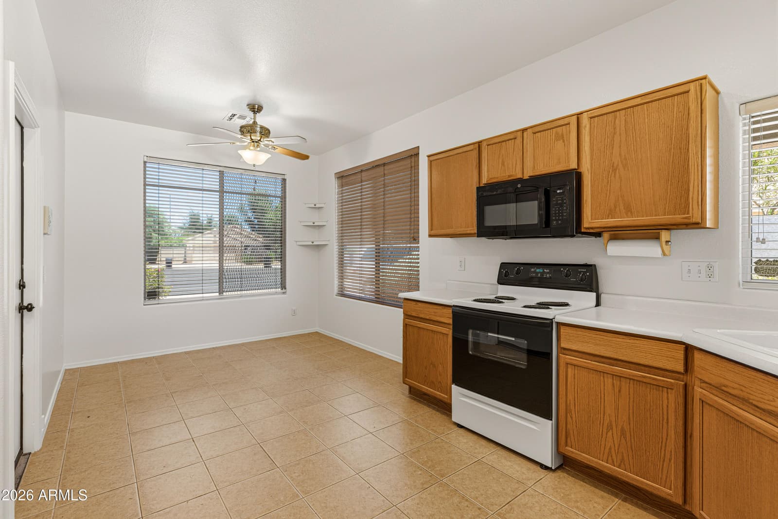 5747 E GABLE Circle, Mesa, AZ 85206 — photo 6 of 37