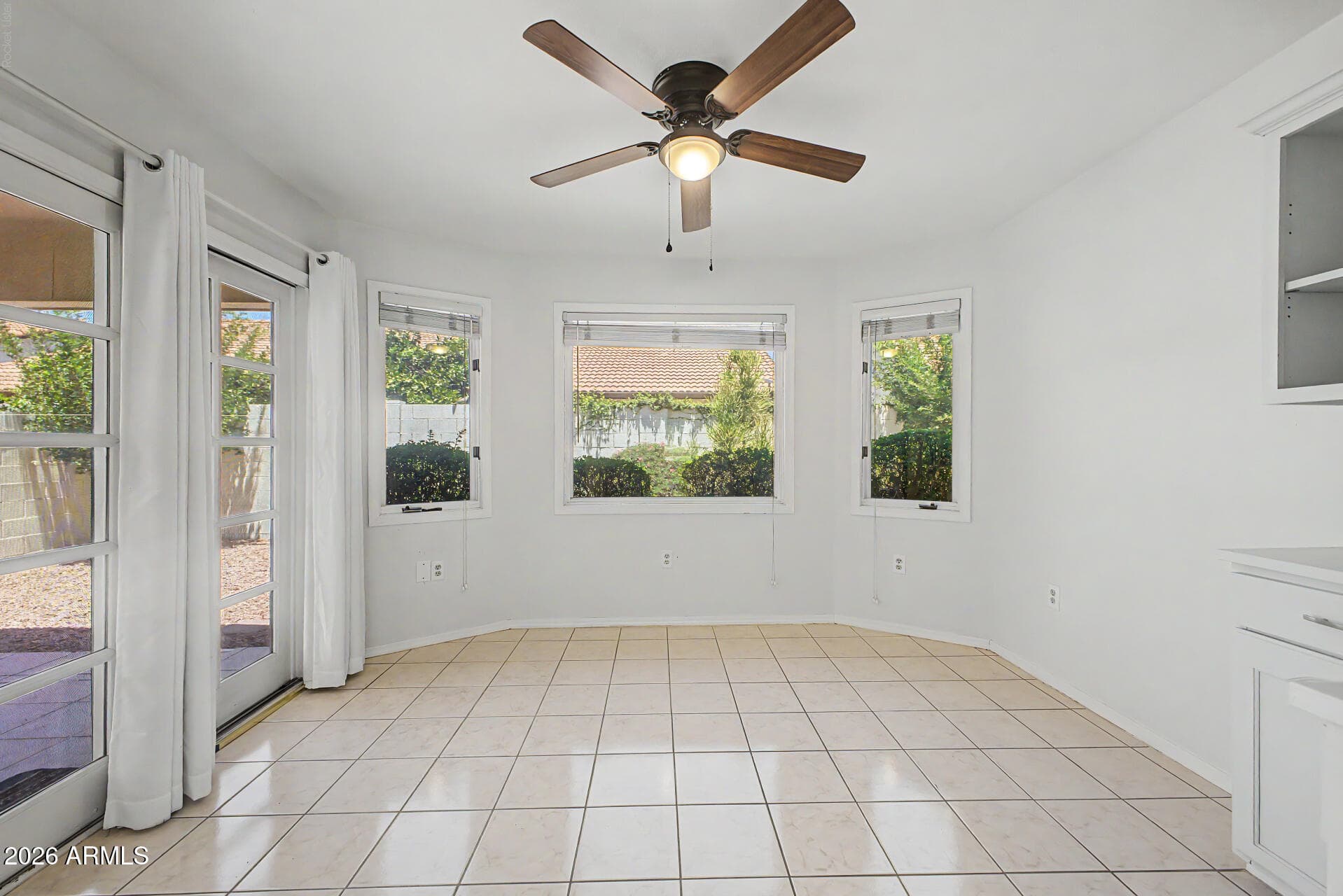 542 S HIGLEY Road 75, Mesa, AZ 85206 — photo 16 of 45