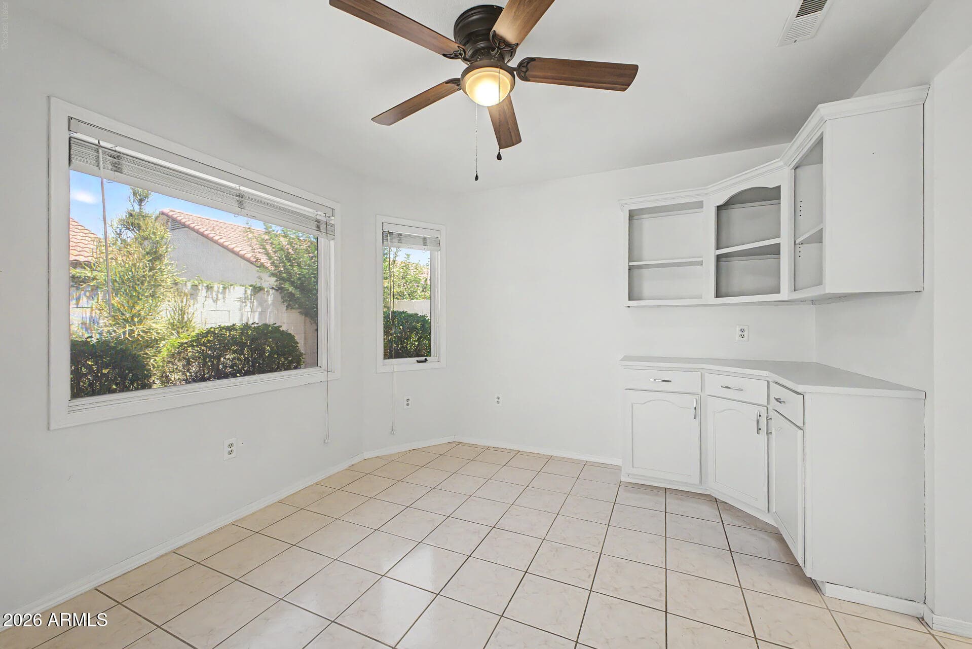 542 S HIGLEY Road 75, Mesa, AZ 85206 — photo 17 of 45