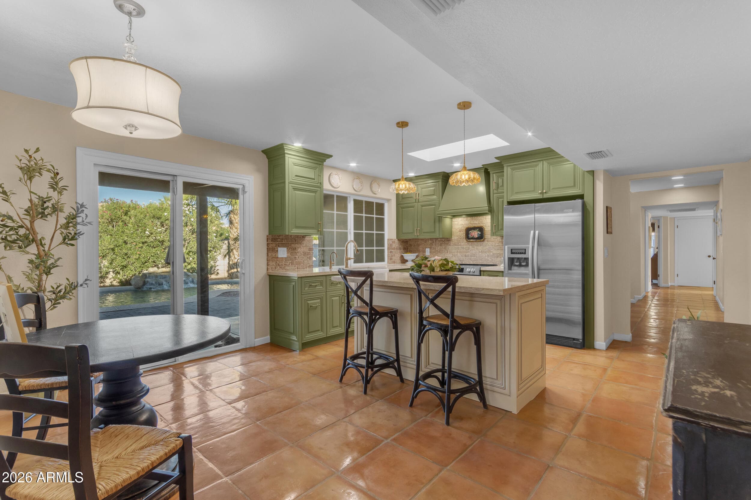 6409 S HAZELTON Lane, Tempe, AZ 85283 — photo 13 of 66