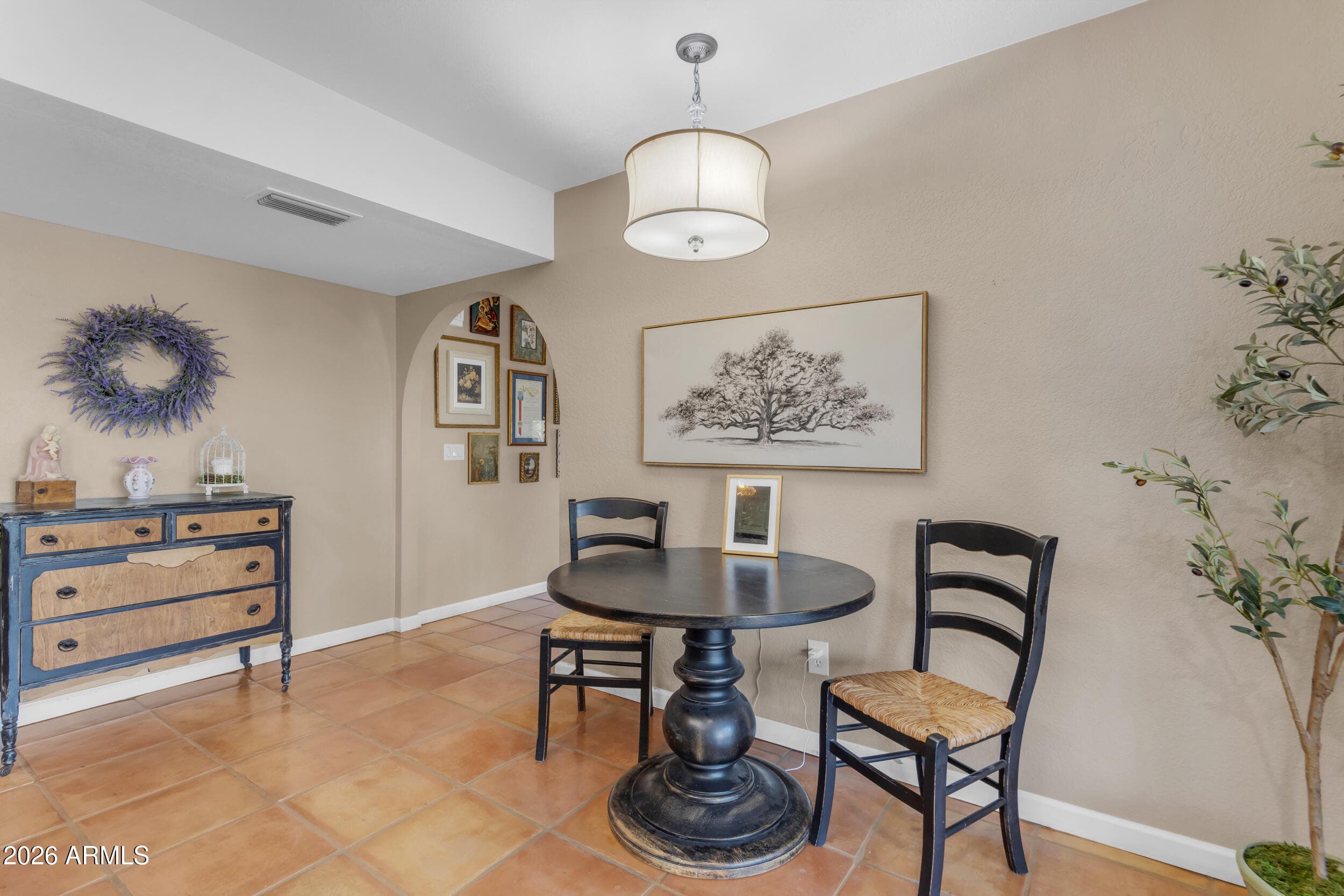 6409 S HAZELTON Lane, Tempe, AZ 85283 — photo 18 of 66