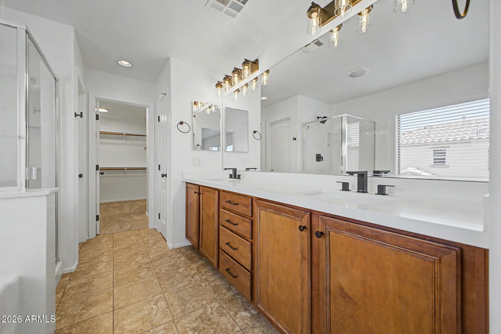 3317 E CARLA VISTA Drive, Gilbert, AZ 85295 — photo 18 of 57