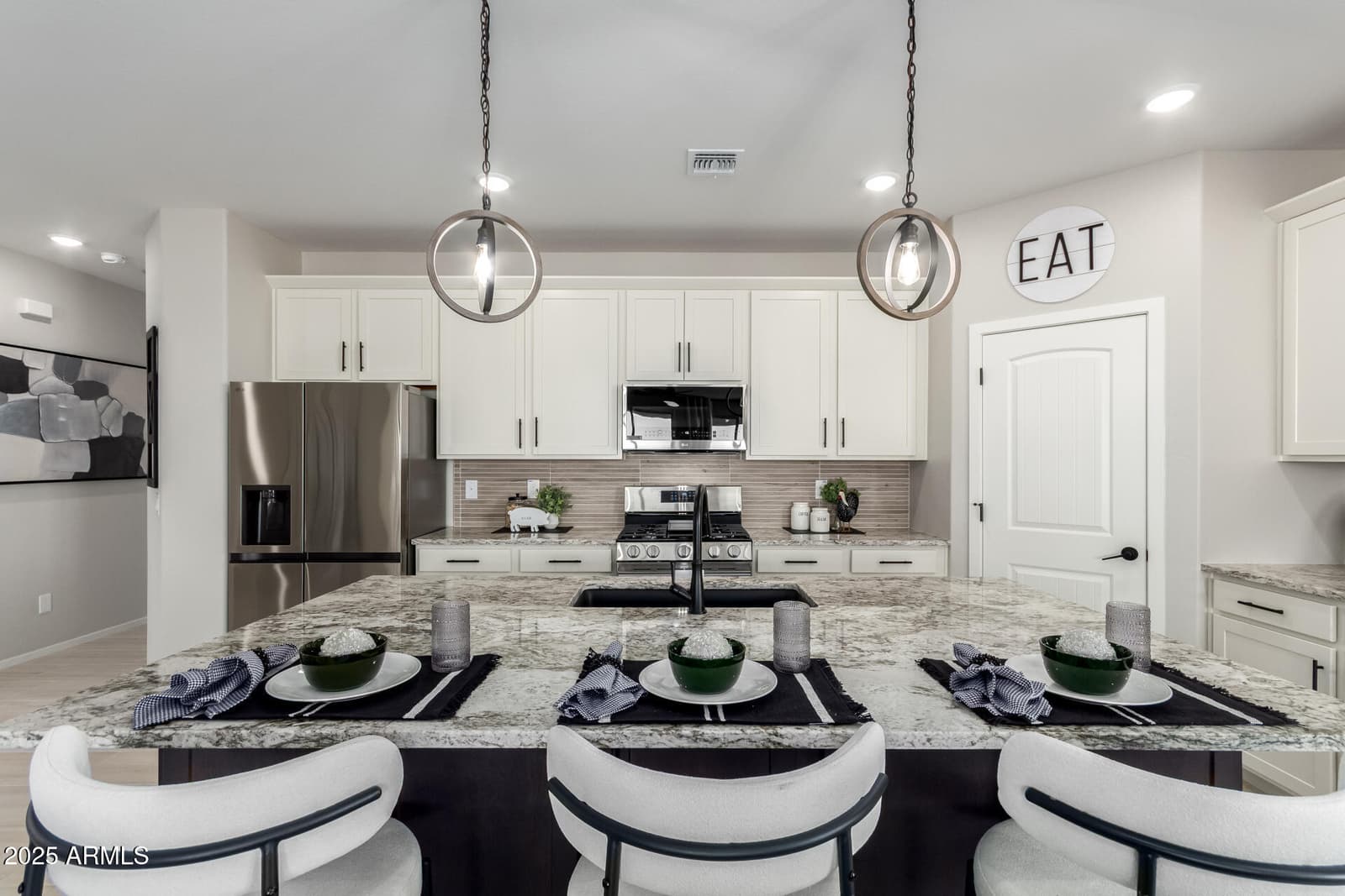24409 W DUANE Lane, Wittmann, AZ 85361 — photo 4 of 14