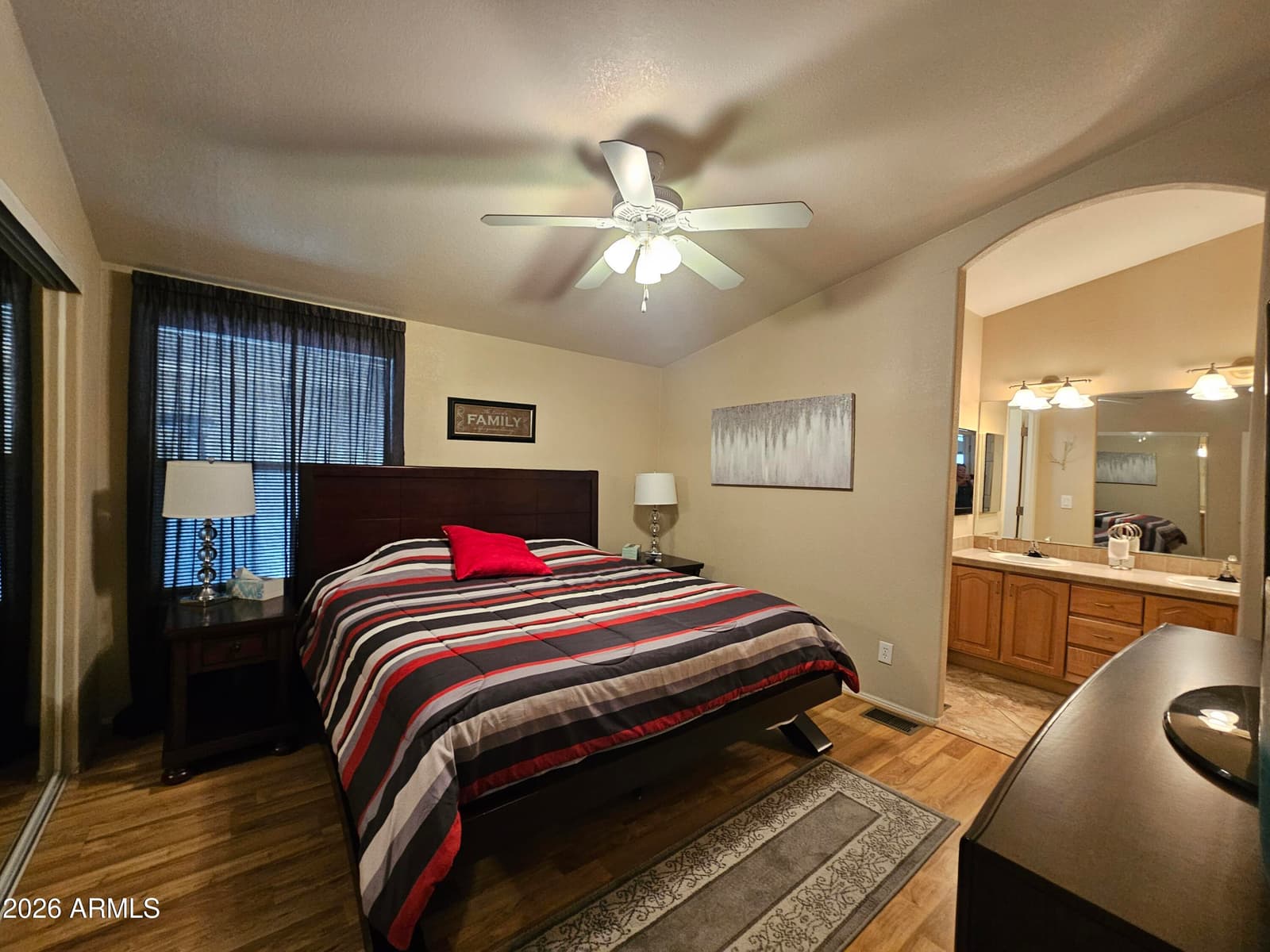 650 N Hawes Road 4621, Mesa, AZ 85207 — photo 4 of 33