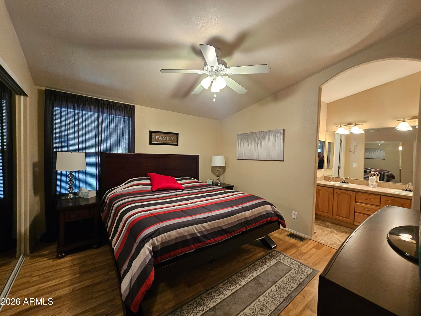 650 N Hawes Road 4621, Mesa, AZ 85207 — photo 11 of 33
