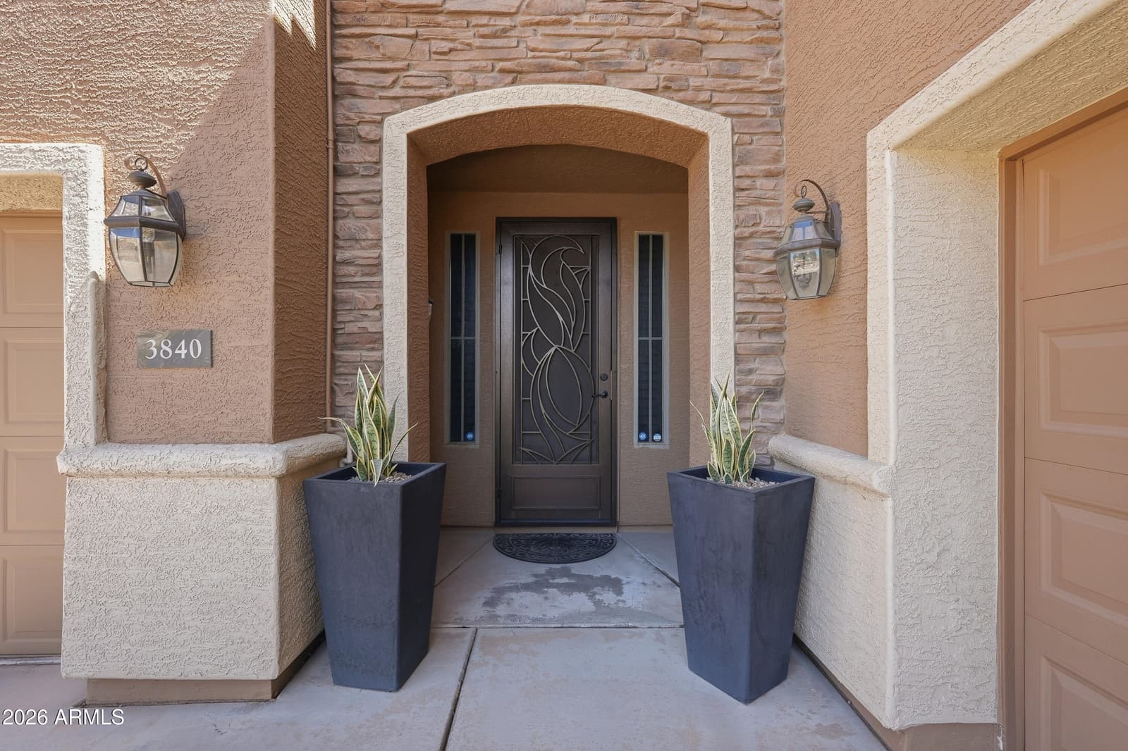 3840 E KINGBIRD Place, Chandler, AZ 85286 — photo 8 of 41