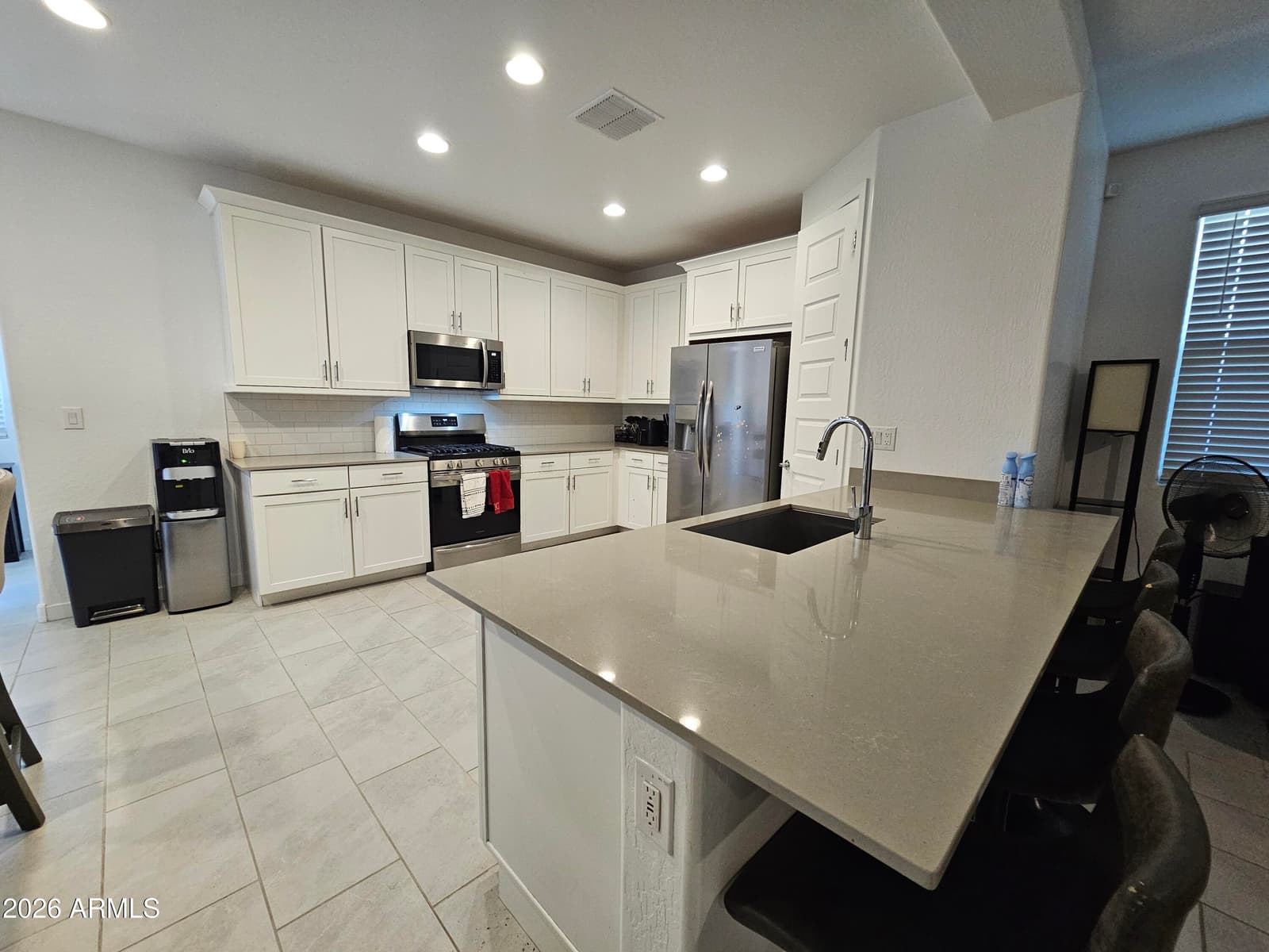 12377 W GLENN Drive, Glendale, AZ 85307 — photo 8 of 22