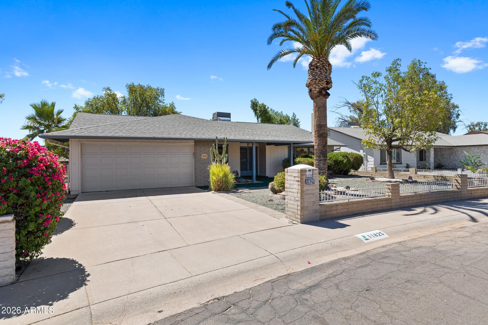 11825 S PAIUTE Street, Phoenix, AZ 85044 — photo 3 of 38