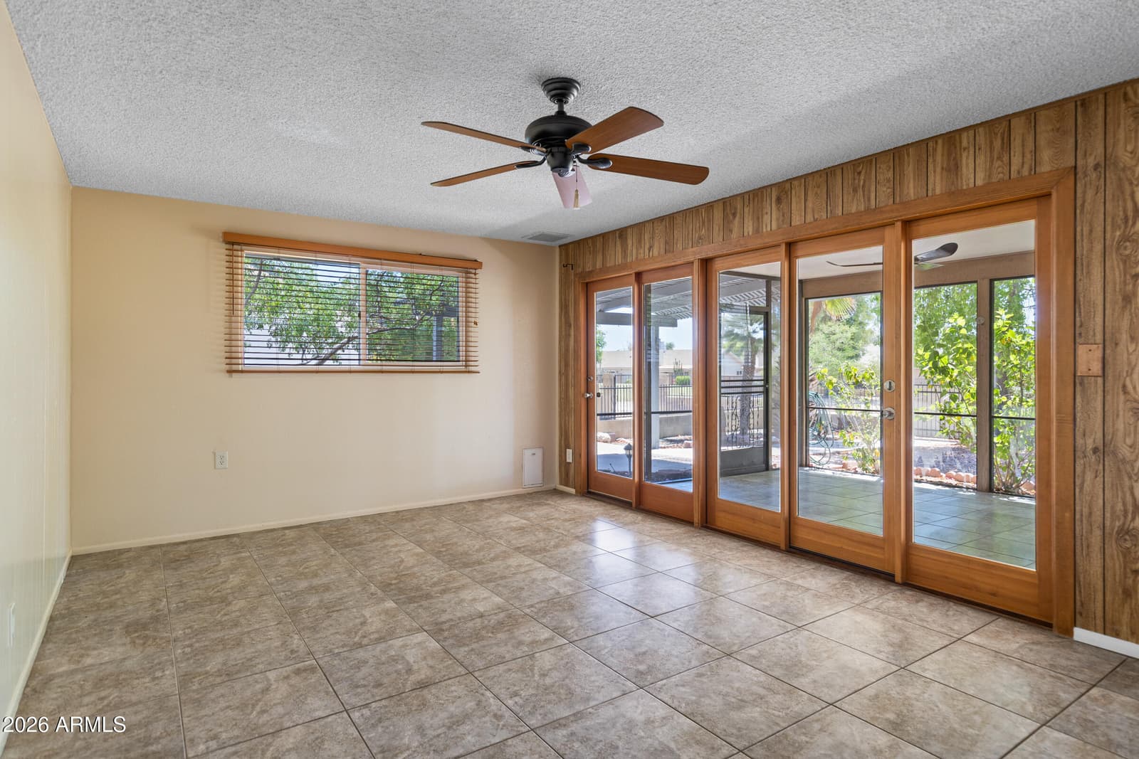 11825 S PAIUTE Street, Phoenix, AZ 85044 — photo 15 of 38